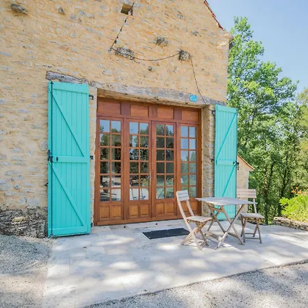 Dordogne Poolside Escape Lavercantière