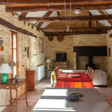 Dordogne Poolside Escape Lavercantière