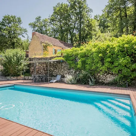 Dordogne Poolside Escape