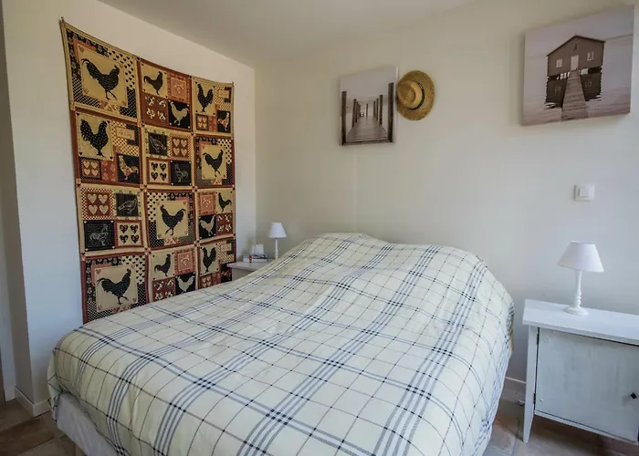 Prázdninový dům Dordogne Poolside Escape *